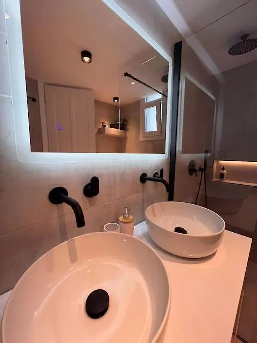 “Myrto” Apartments- Ornos Beach Mykonos Town
