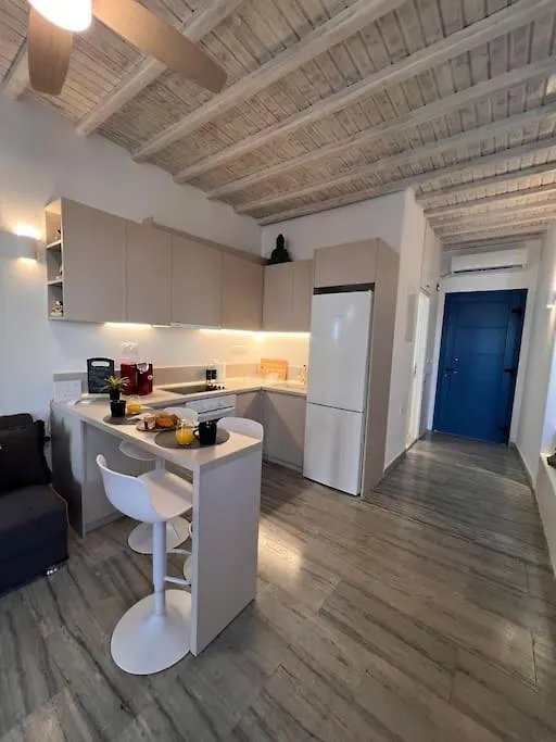 “Myrto” Apartments- Ornos Beach Mykonos Town 0*,